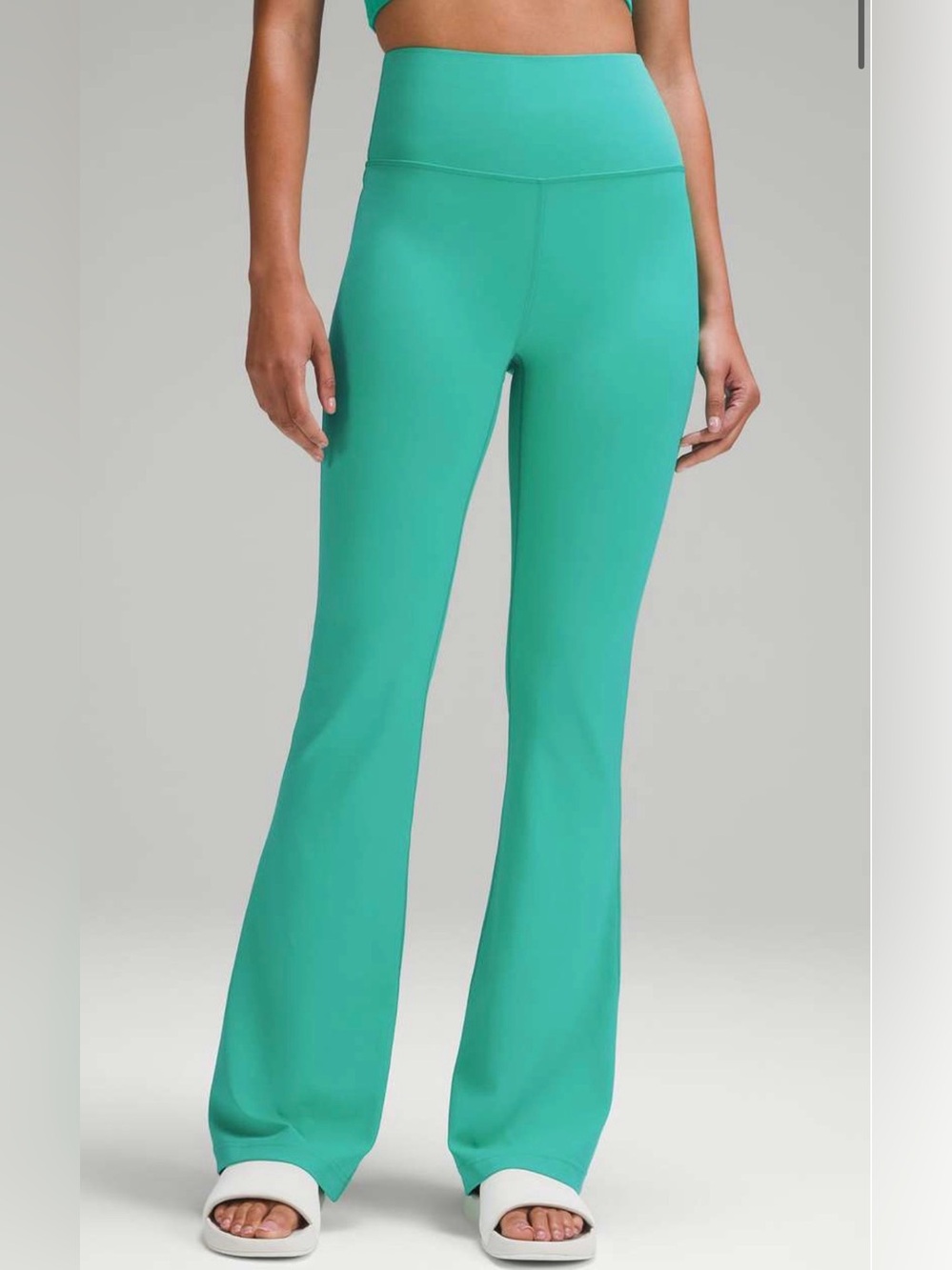 Lululemon Groove Super-High-Rise Flared Pant Nulu Green Size 6